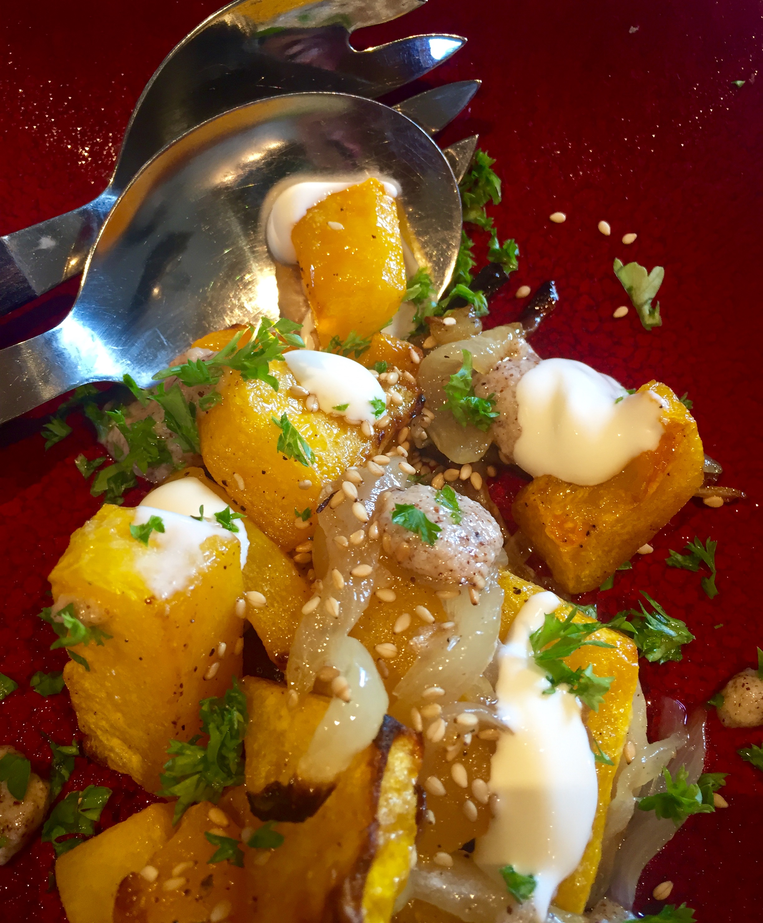 Bagt butternutsquash med løg